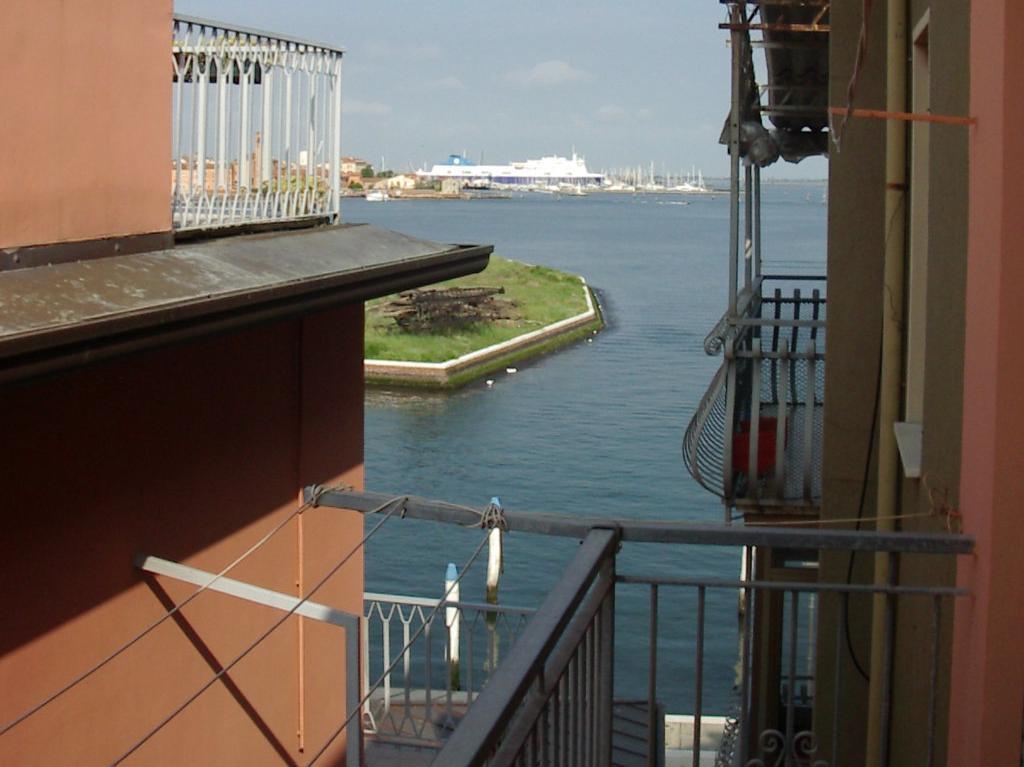 Residence Eleonora Sottomarina Bagian luar foto