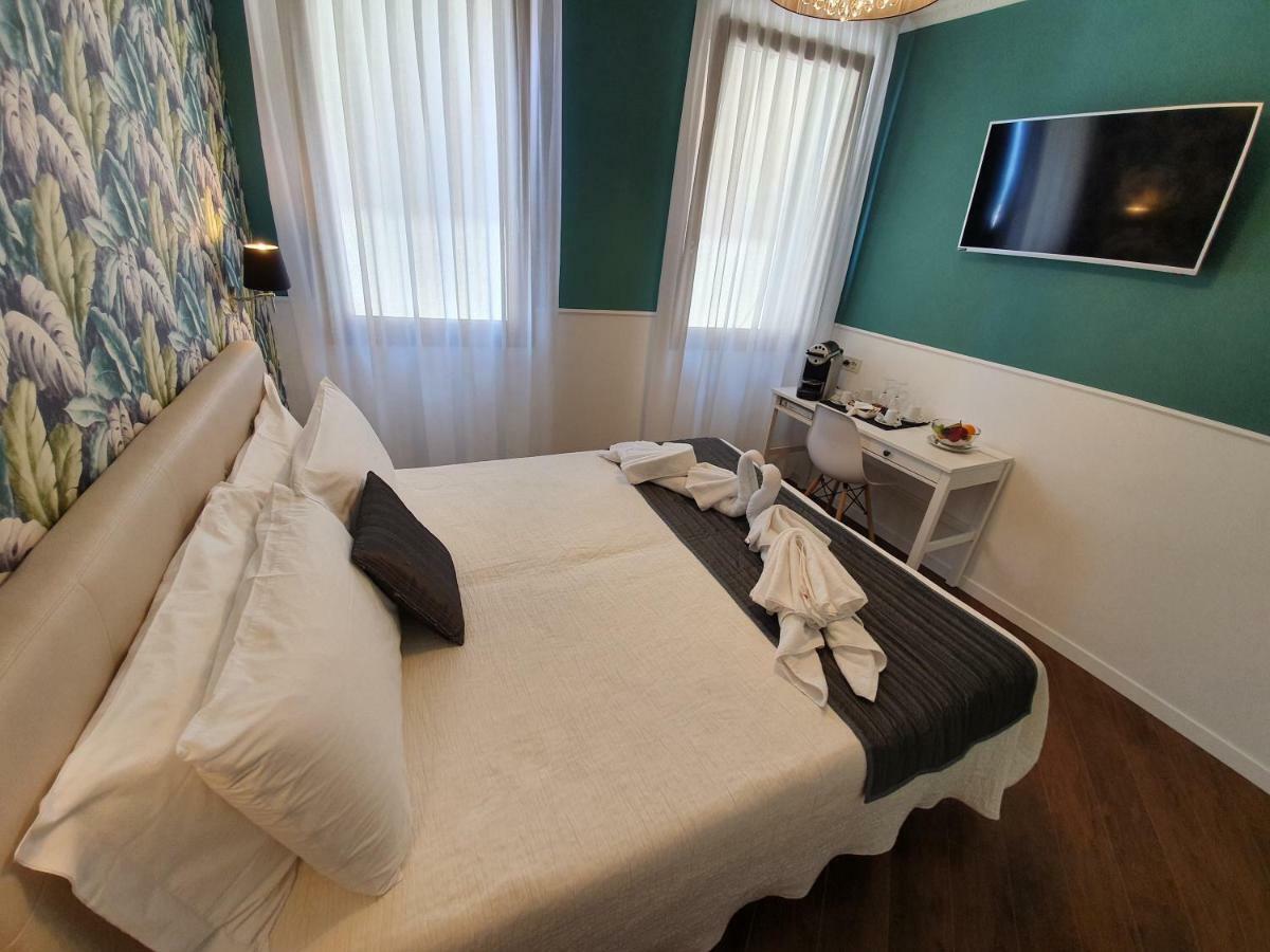 Residence Eleonora Sottomarina Bagian luar foto