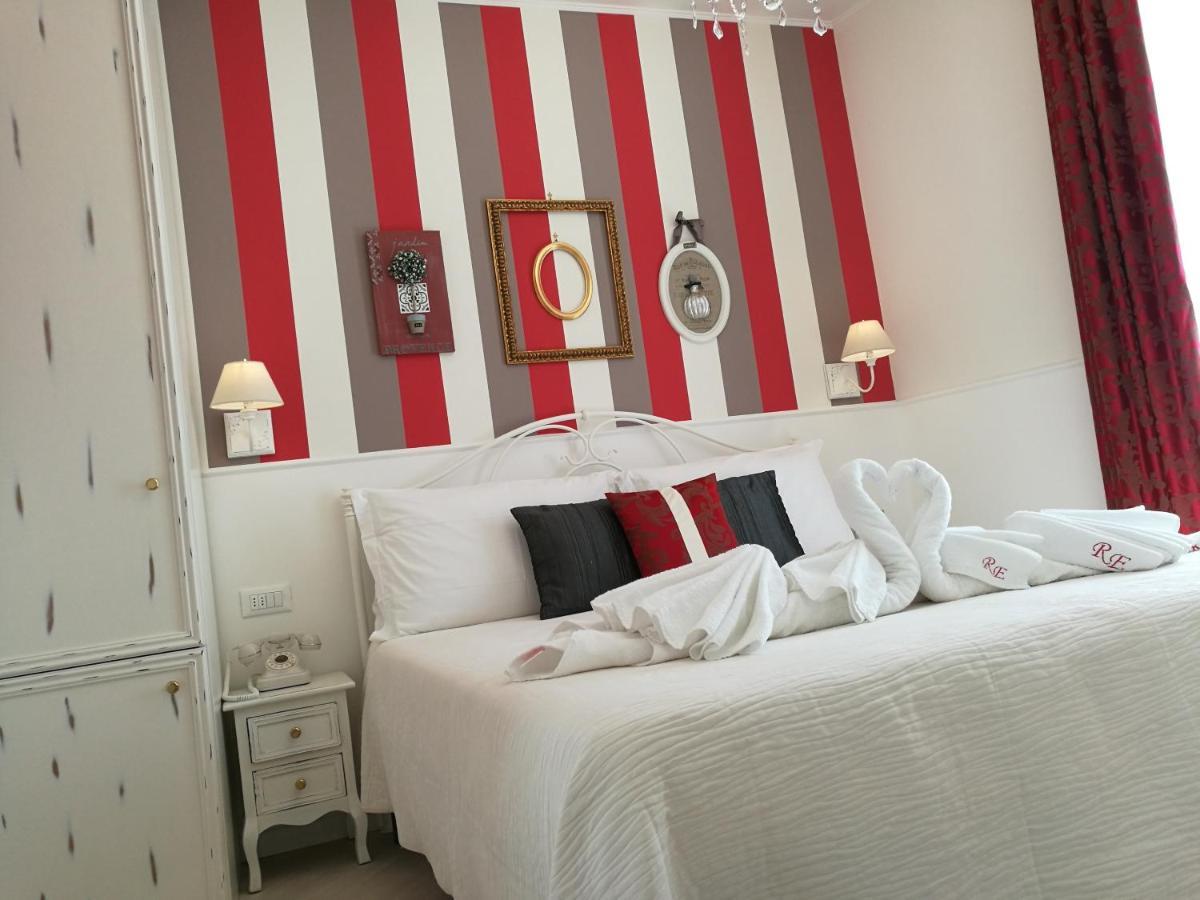Residence Eleonora Sottomarina Bagian luar foto